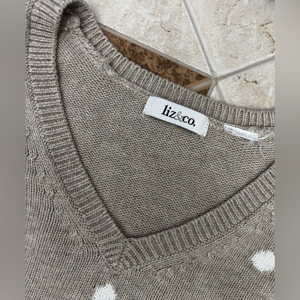 Sweater - Picture 2 of 2